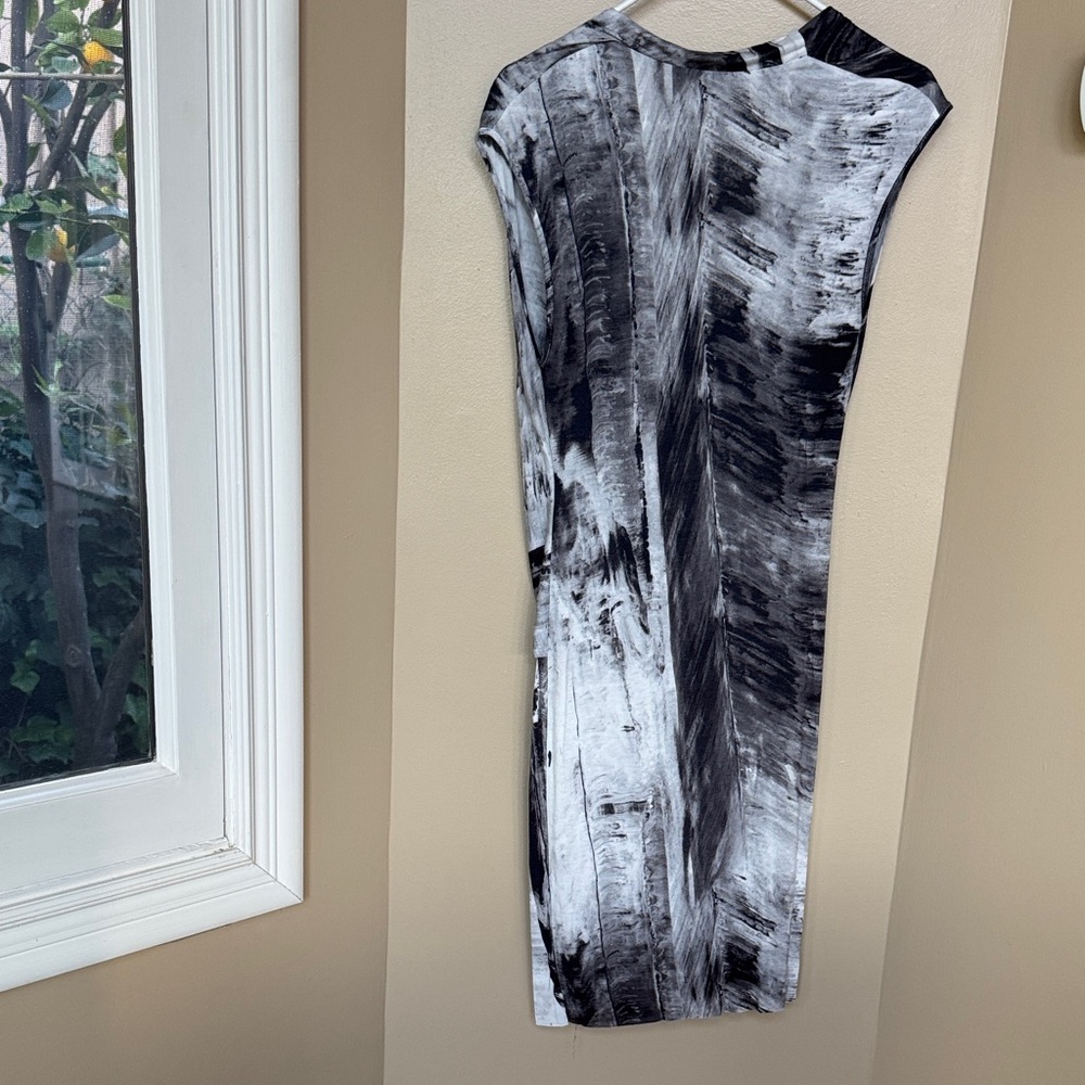 Helmut Lang Monochrome Abstract Dress Petite Like New - Picture 5 of 5
